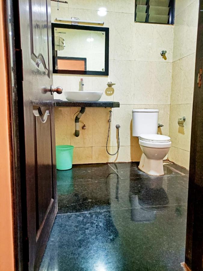 Hotel Green Park Suites Manipal Exterior foto